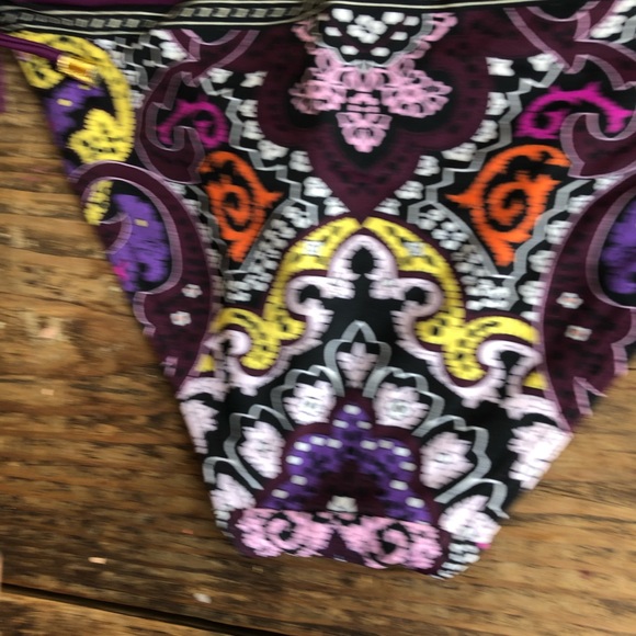 Victoria’s Secret string bikini - Picture 3 of 5